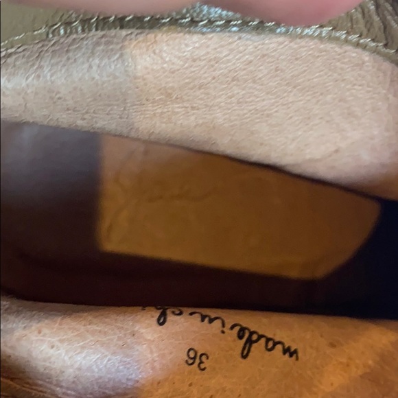 LIKE NEW JOIE fringe booties size 6 - Picture 5 of 10